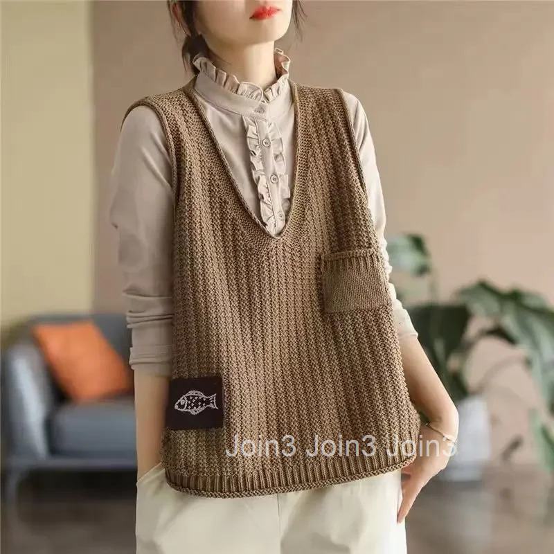 Female Sweater Solid Cropped Waistcoat Short Pullover Womens Knitted Vest Clothing Trend 2025 On Offer Formal Casual Fashion