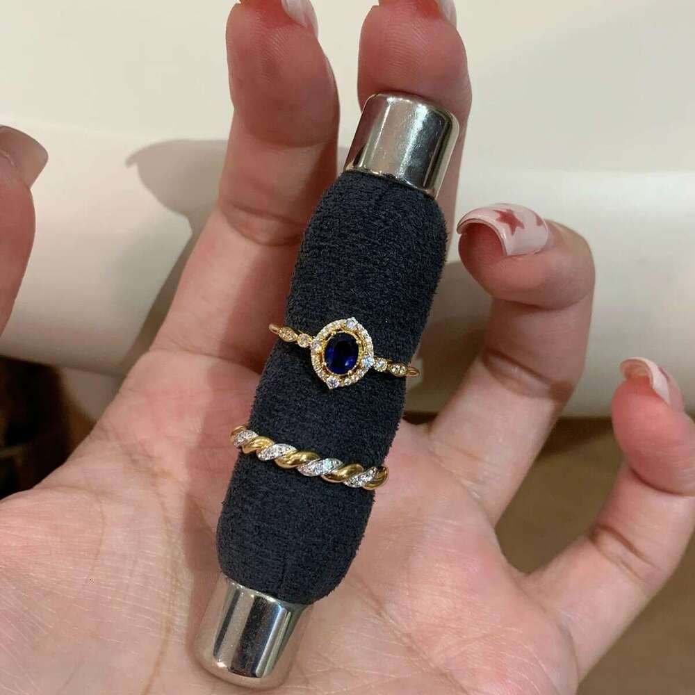 Oval High Imitation Blue for Women Gold Plated Italian Vintage Style Exquisite Fashion Light Luxury Zircon Ring