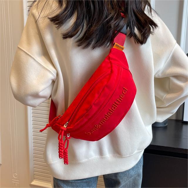 Free shipping designer Korean Style Letter Canvas Chest Bag for Women 2025 New Casual Sports Style Shoulder Bag Trendy Versatile Super Popular Crossbo