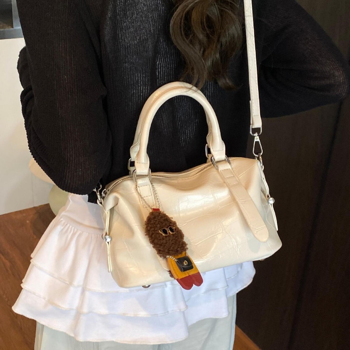 Free shipping designer New 2025 Handheld Stone Pattern Bag for Women Stylish Versatile Shoulder Bag Fashionable Simple Crossbody Bag
