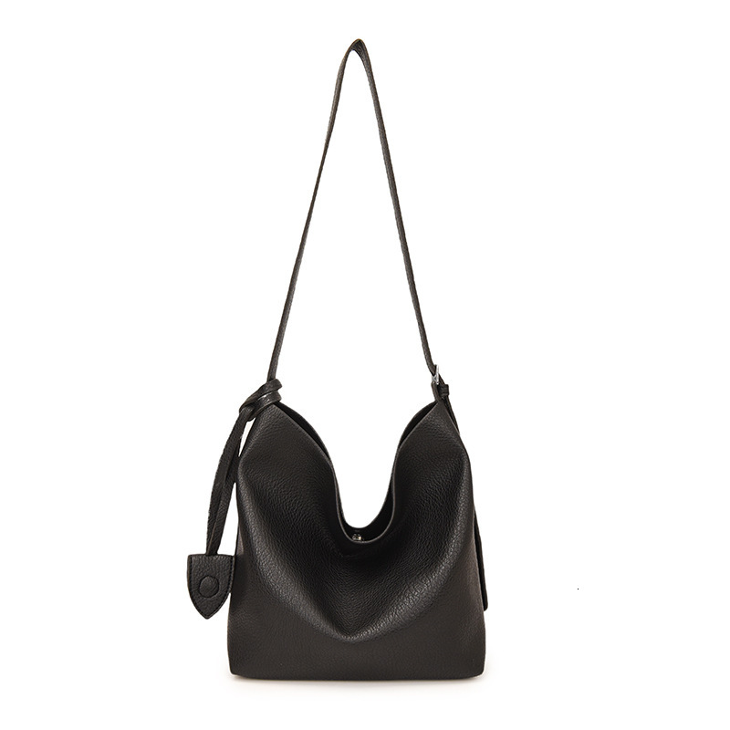 Free shipping designer Minimalist Commuter Bucket Bag for Women 2025 New Casual Solid Color Crossbody Bag Soft Leather Mother-Daughter Bag Underarm Ba