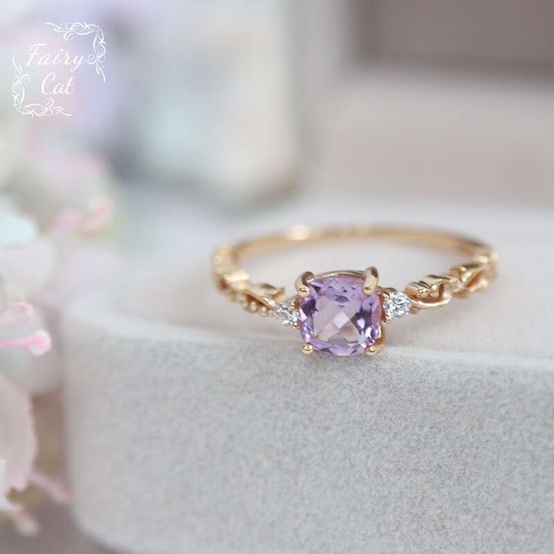 Little Sugar Cube Series Natural Amethyst Vine Hollow Luxury Ring Gold Plated Dreamy Cute Fresh Style for Women