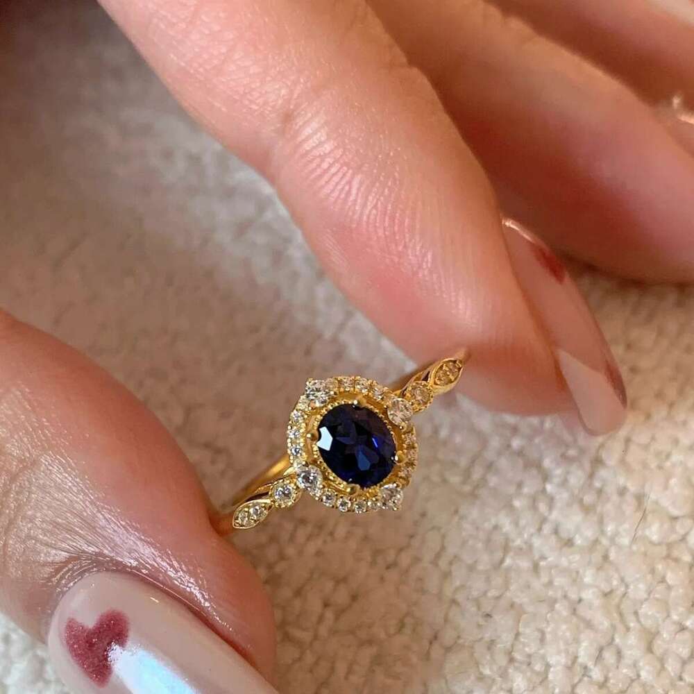 Oval High Imitation Blue for Women Gold Plated Italian Vintage Style Exquisite Fashion Light Luxury Zircon Ring