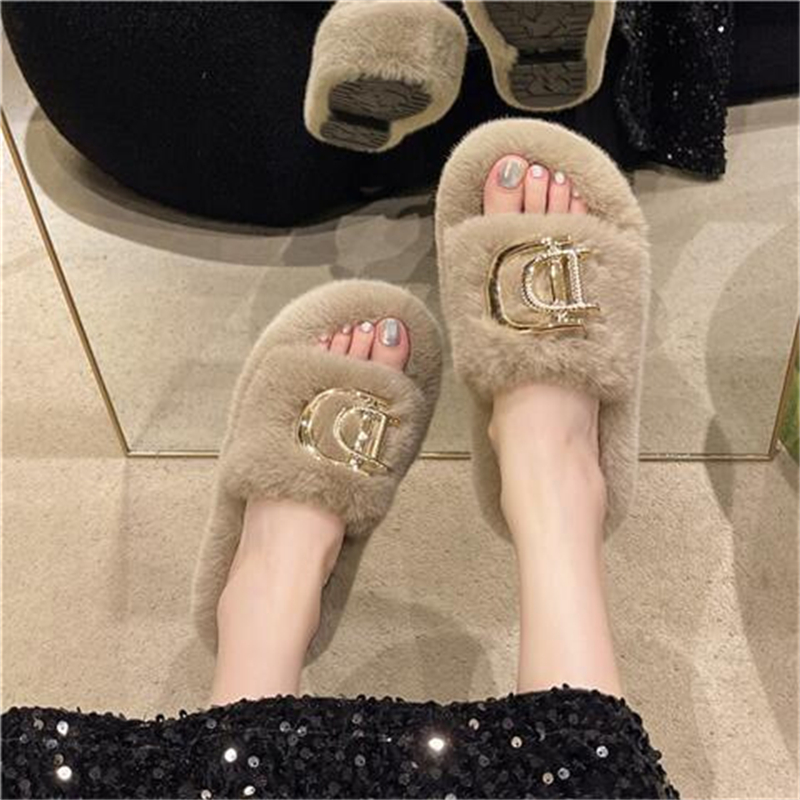 hot free shipping designer slippers for woman winter Indoor outdoor keep warm comfortable vintage Plush sandals dh1702150