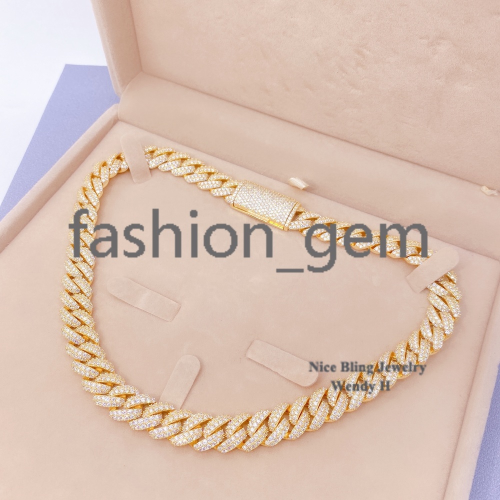 Hip Hop Iced Out Jewelry Factory Price Micro Pave High Quality Vvs d Color Diamond 12mm Moissanite Cuban Link Chain