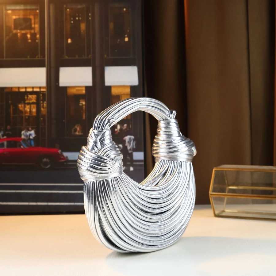 Fashionable Shiny Handcrafted Noodle Bag Knot Rope Dumpling Cloud Clutch Bag Trendy Single Shoulder Slant Crossbody Bag Z250618