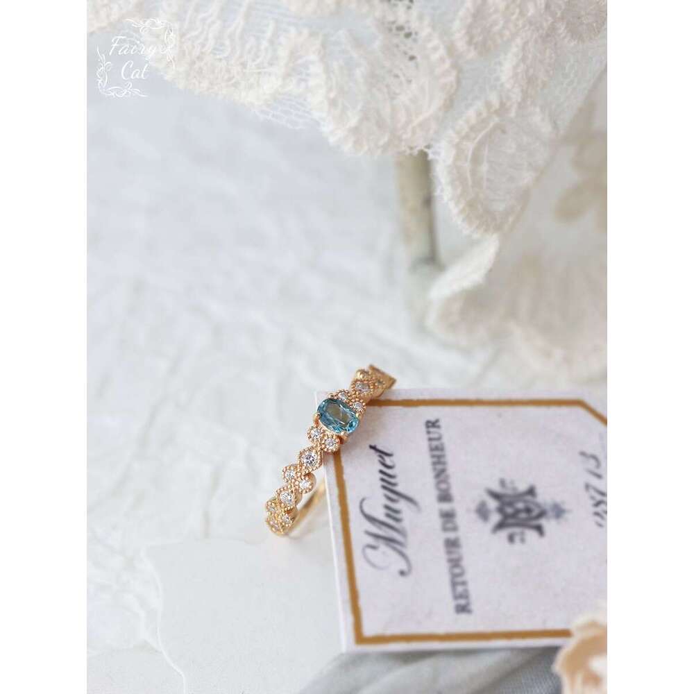 Fresh Touch High Imitation Natural Topaz Palace Hollow Lace Zircon Light Luxury Versatile Ring