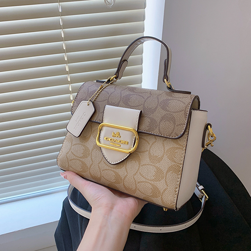 2025 Free shipping designer bags for womens Shoulder bags brown black New French style niche fashion design retro single shoulder handbag