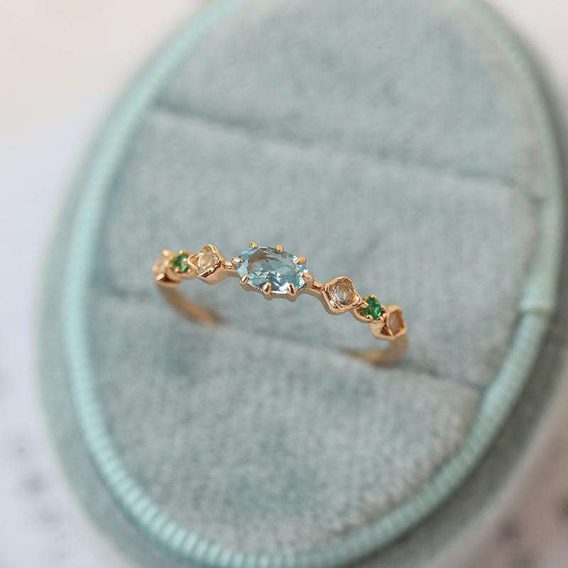 Natural Blue Topaz for Women, Colorful Gold Plated, Fresh Akka Style, Elegant Closed Ring