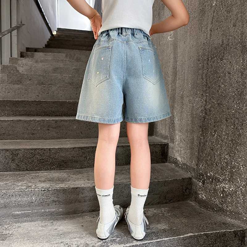 Girls summer small flower denim shorts 2025 new fashion jeans casual sports shorts 5-15 years oldC250617