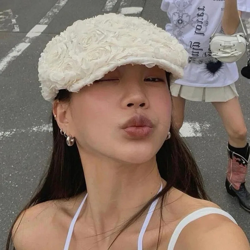Korean er Rose Berets Caps for Women Spring and Summer Travel Versatile Ins Niche High-end Retro Forward Hats Men 250604