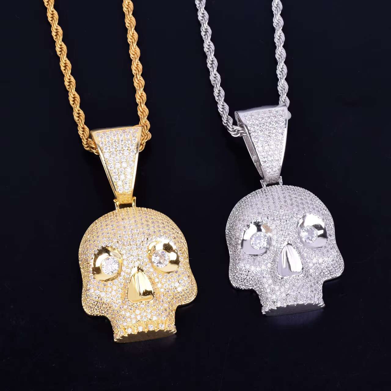 Fashion Hip Hop Moissanite Iced Flooded out Skull Head Pendant Necklace For Gift