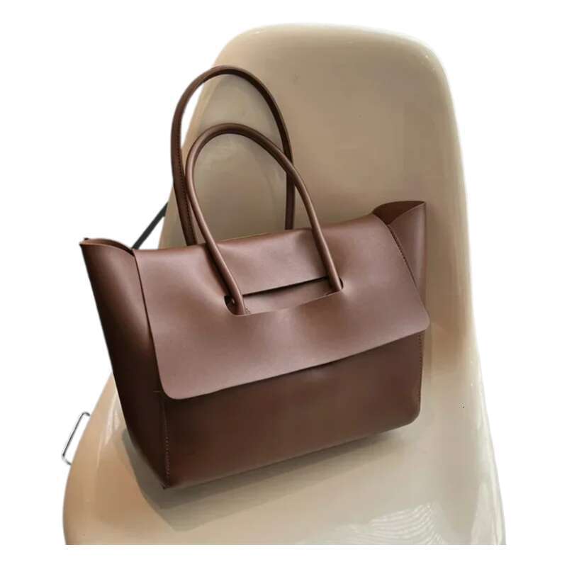 Fashion Women Shoulder New Large Capacity Handbags Simple Retro Tote Solid Color Famous Brand High Quality Bags