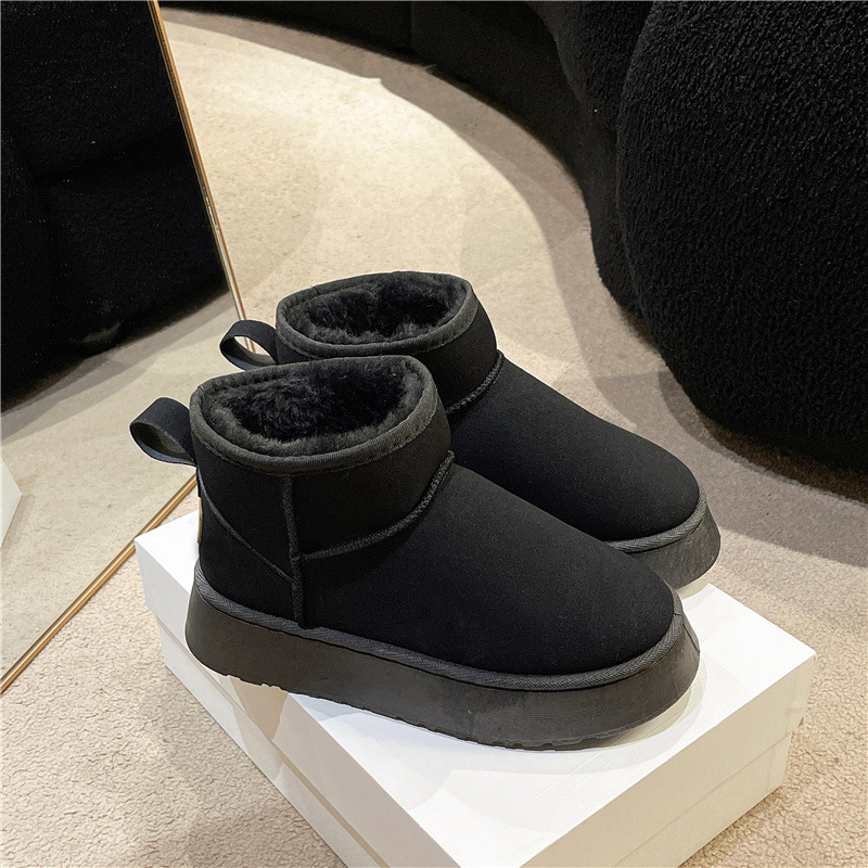 hot Free shipping designer Boots for woman winter cotton shoes keep warm anti slip Ankle Boots Fashion casual classic snow boots black brown