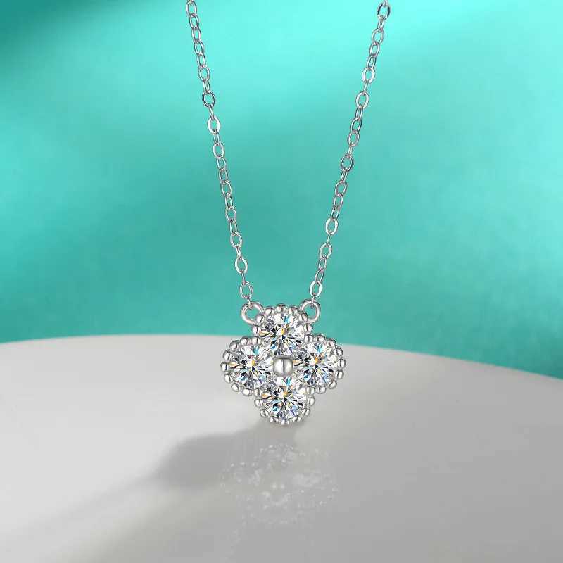 IOGOU Flower Clover Moissanite Pendant Necklace 925 Silver Clavicle Adjustable Chain for Women Girls Gift GRA Certified Jewelry W250618
