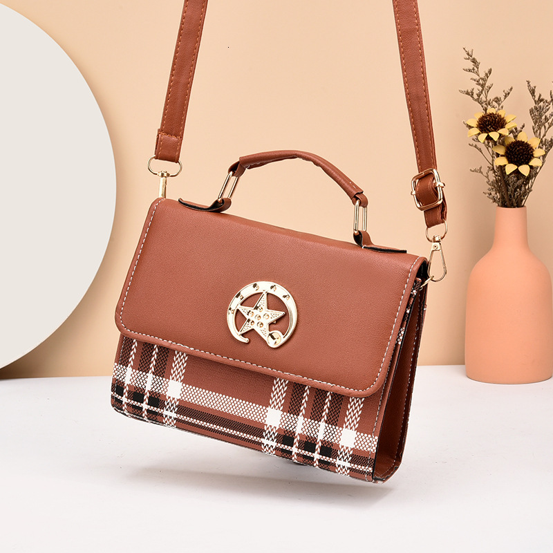 Free Shipping 2025 New Designer Bag Fashionable And High-quality Shopping Bag Trendy And Multifunctional Women's Star Accessory Handbag
