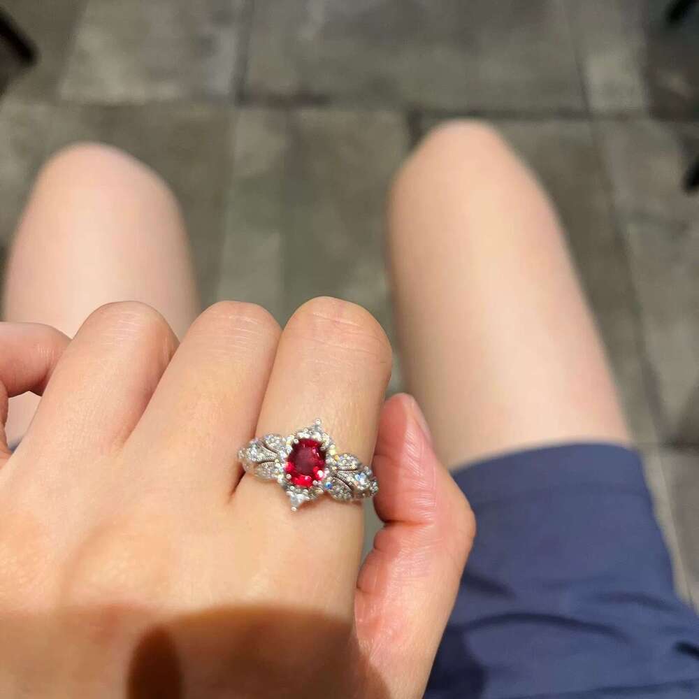 Puerto Rico" French Court High-End Design Niche Shiny Brightening Red Open Ring