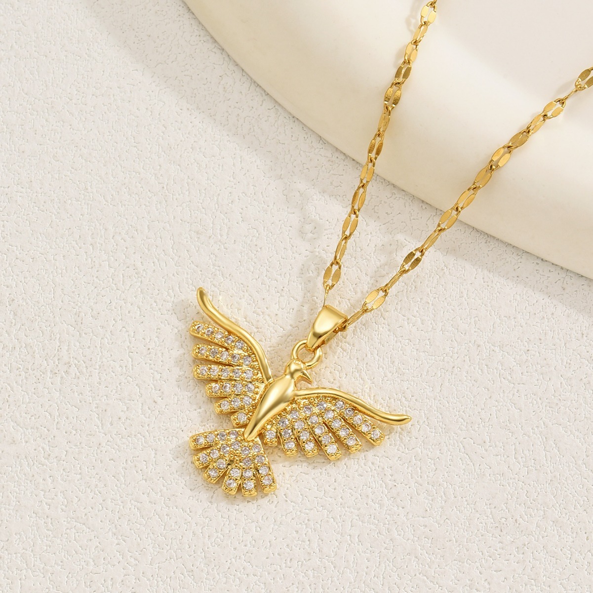 Light Temperament Necklace for Women with Zircon Inlay Phoenix Sweet Clavicle High-end Sense Chain