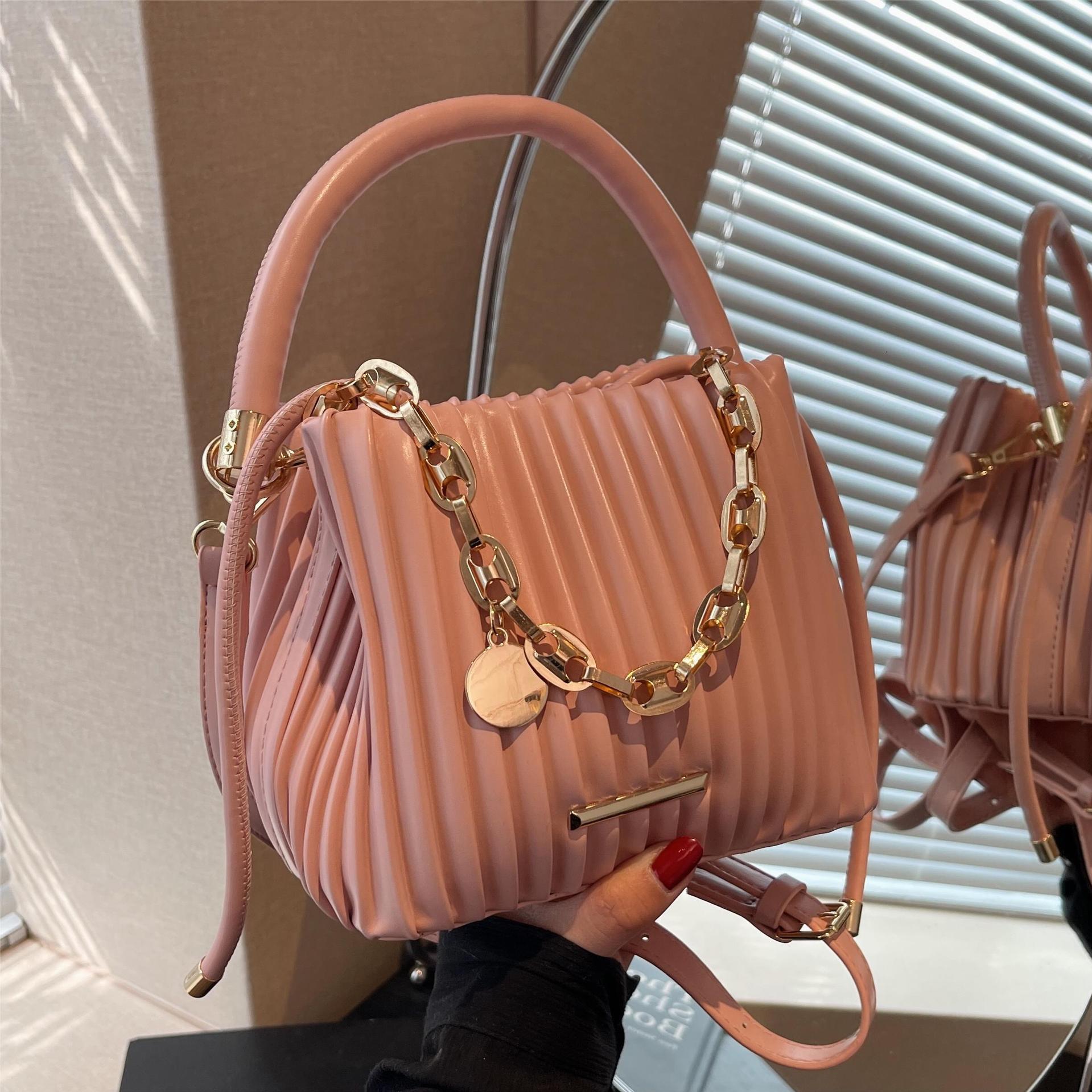 Free shipping designer Unique Designer Bucket Bag 2025 New Versatile Pleated Stylish Crossbody Bag Internet Celebrity Handbag Women Bag