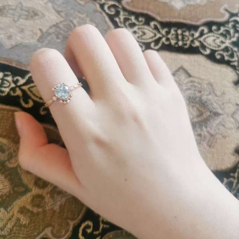 Brooklyn Winter" Pure and Beautiful Girl Natural Sky Blue Topaz Heart Light Luxury Versatile Ring