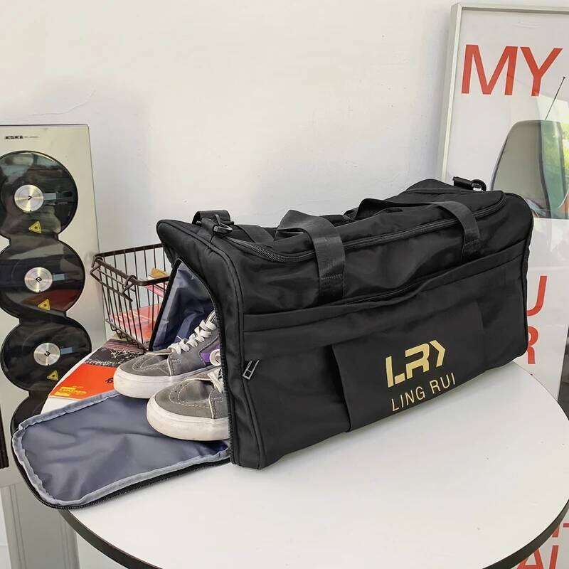 Durable Nylon Gym Bag Large Capacity Waterproof Travel Duffel For Men And Women