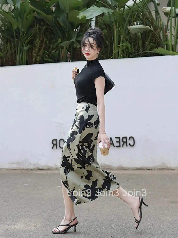Skirts for Women Midi High Waist Streetwear A Line Luxury Elegant V Quality Harajuku Summer 2025 New in Chic Casual Woman Skirt