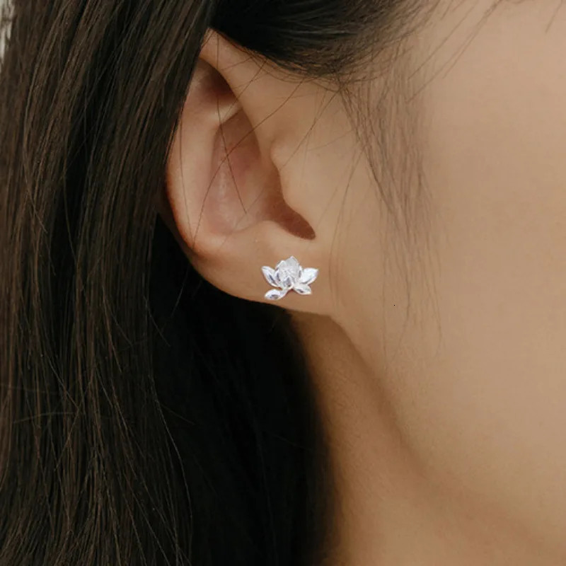 925 Sterling Silver Lotu Flower Stud Earrings for Women Vintage Plant Mini Korean Fashion Earring Piercing Jewelry 250618