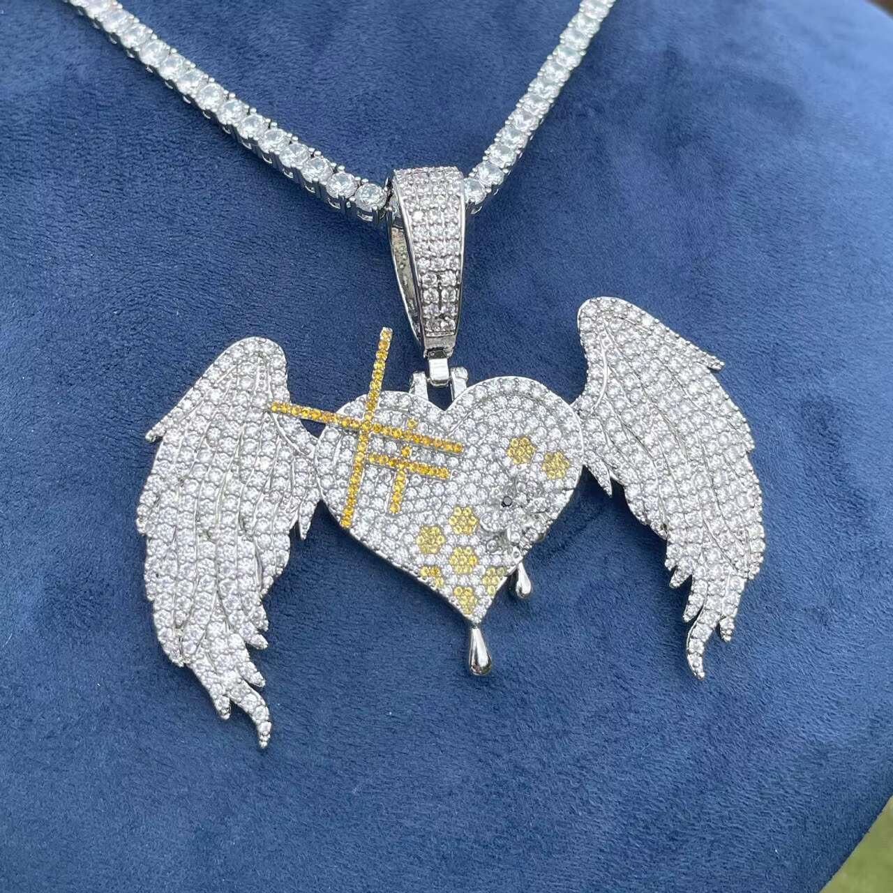 Customizable 3D Design Gold 925 SilverVVS Moissanite Pendant Unique New Hip Hop Style Iced Heart Wing Necklace Pendants Charms