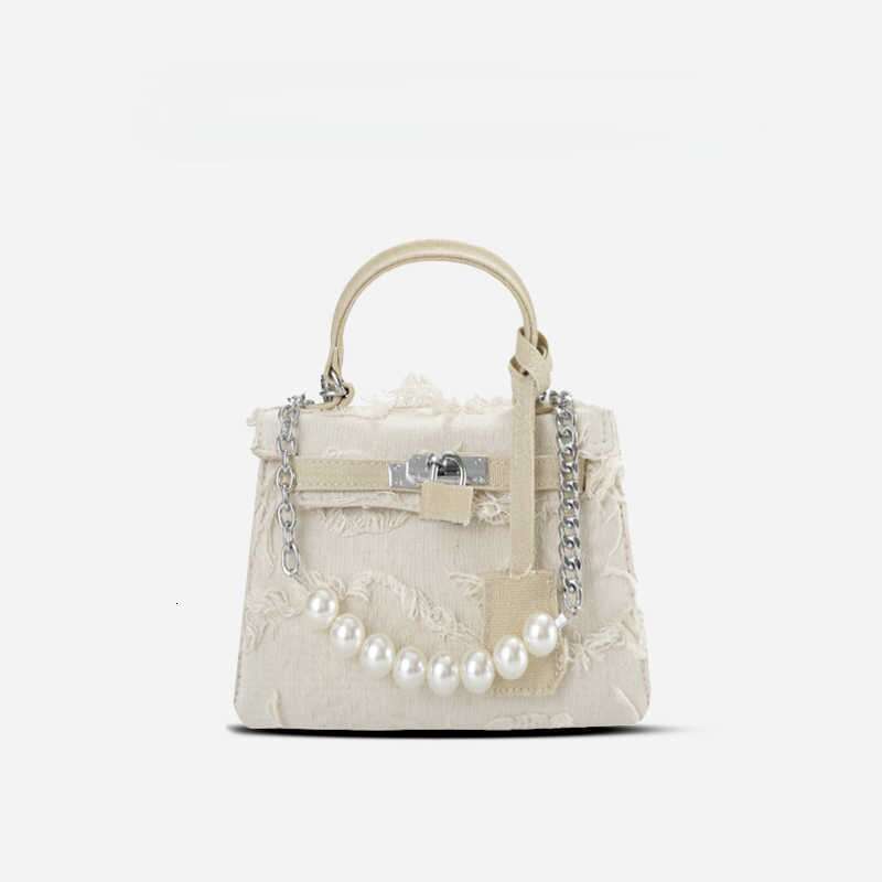 Design Shoulder Bag Tote bag for women pearl chain large capacity fashionable and high-end feel