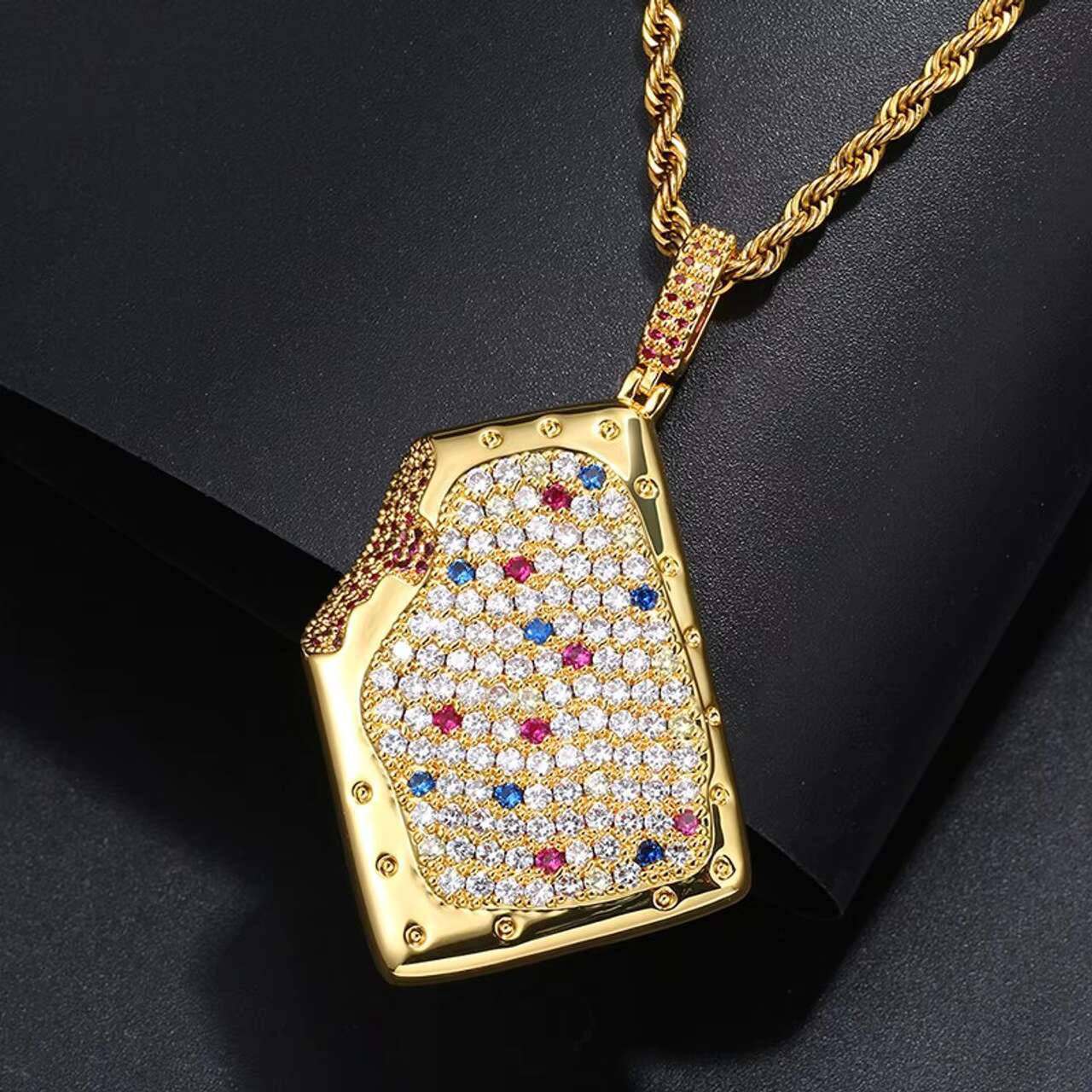 New Arrival 18K Gold 925 Silver Hip Hop Style Moissanite Pendant Pop Tart Iced Blinged Necklaces for Men and Women