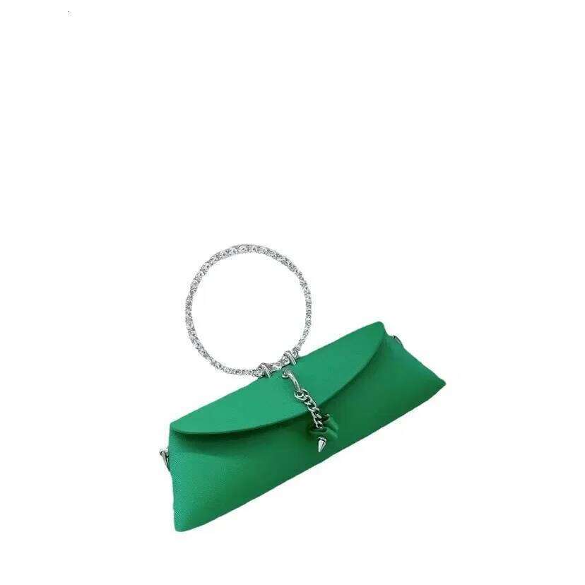 2023 New Aron Crossbody Women's Korean Style Dia Chain Shoulder Bag Fashionable Motorcycle Equipment Accessories