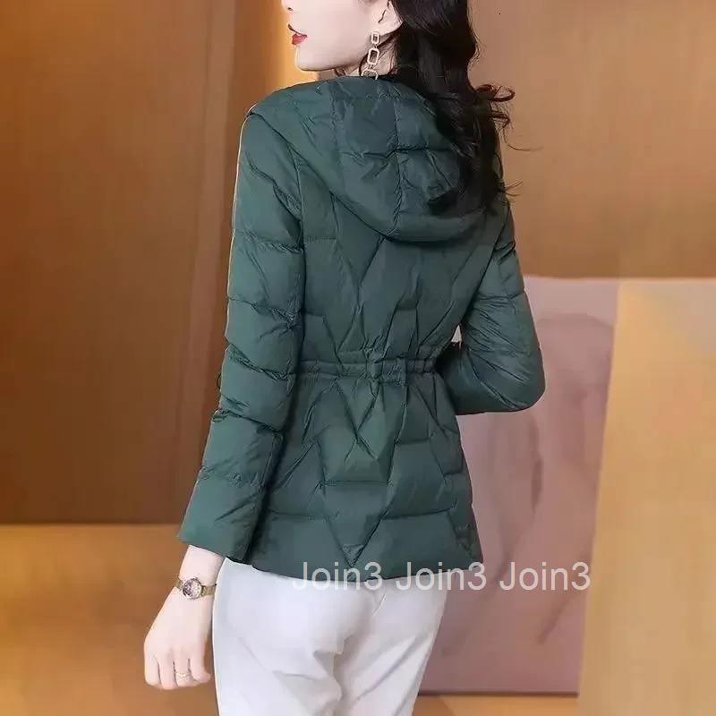 Quilted Coats for Women Short Parkas Woman Padded Slim Fit Cotton Jackets Great 2025 Trend Demi-season High Quality Thick Lined