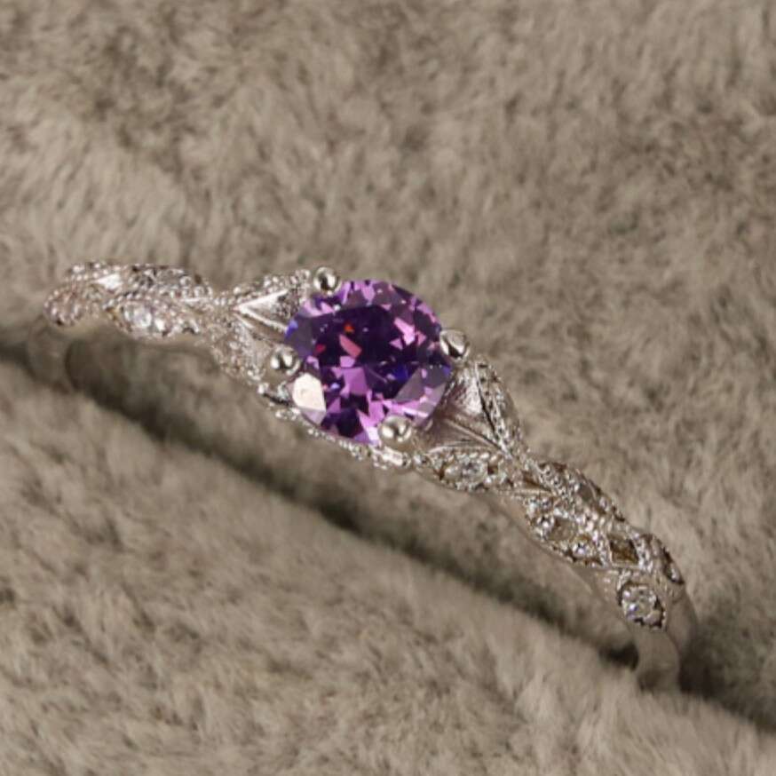 New Luxury Style Amethyst Zircon Women's Simple Fashion Ring