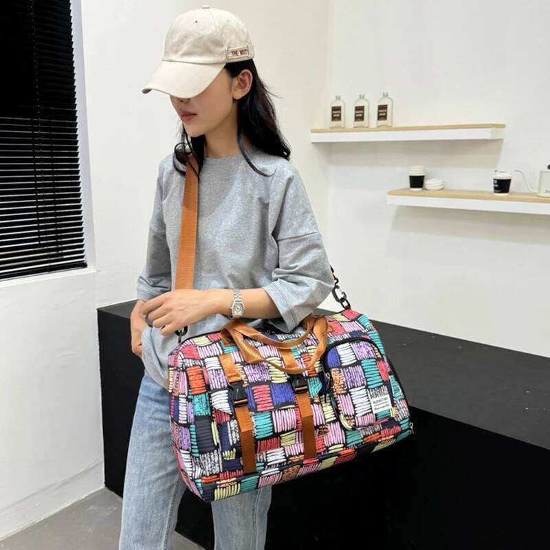 2024 New Fashion Capacity Gym Bags With Independent Shoes Warehouse Summer Outdoor Yoga Oxford Cloth Duffle Fiess Handbag