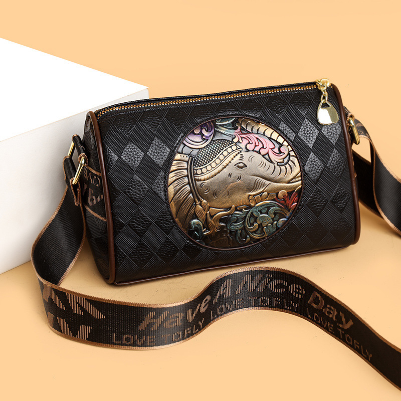 Free Shipping 2025 New Designer Bag Fashionable And High-quality Shopping Bag Elegant Women's Retro Embossed Multifunctional Chinese Single Shoul