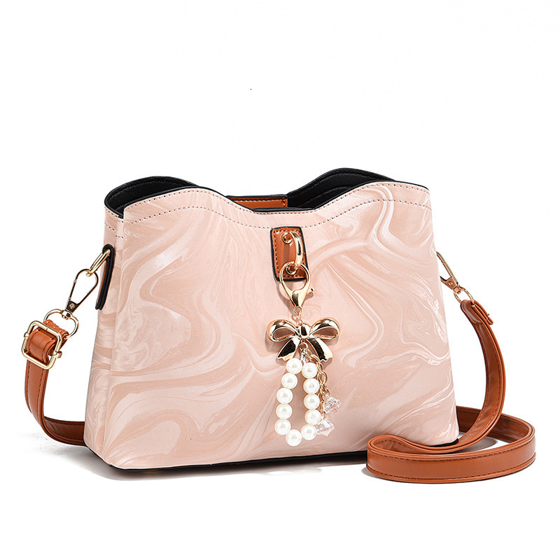 Simple And Elegant Designer Bucket Bag 2025 New Fashionable Color Block Small Bag Multifunctional Single Shoulder Crossbody Bag
