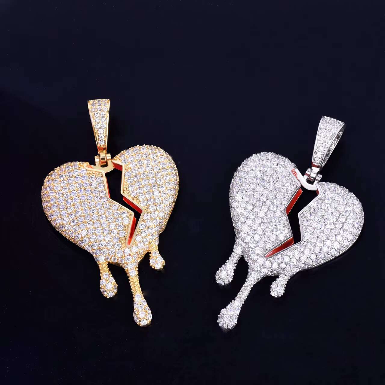 Elegant Rhodium Plated .925 Silver Chain Pendant Featuring Realistic Diamond-Like Sparkle