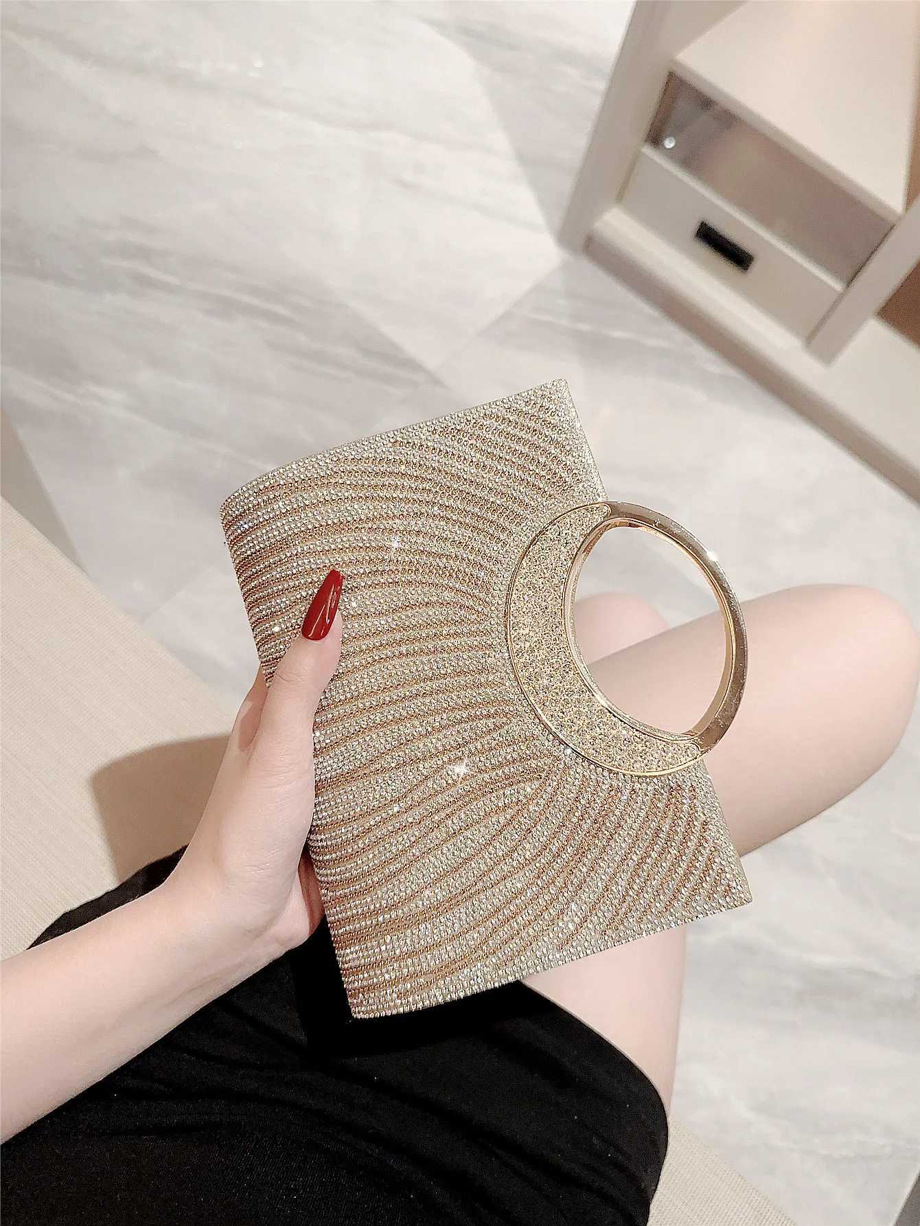 Fashion banquet bag sparkling rhinestone striped handbag wedding bridesmaid bag evening party bag formal dress bag shoulder Z250618