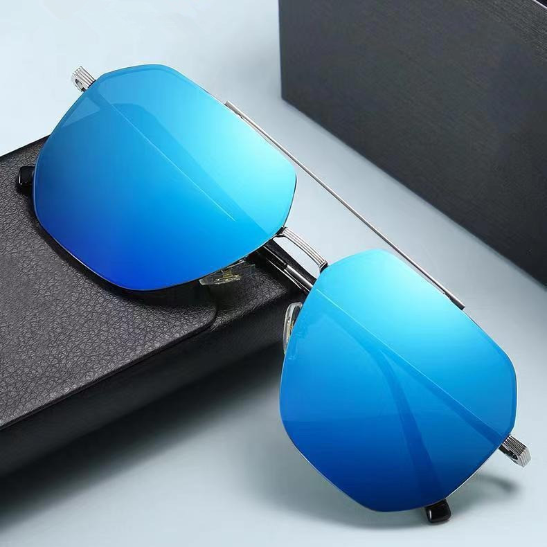 Designer Sunglasses For Women Men Fashion Sunglasses Luxury Polarized Lens Goggle Pilot PC Frame Oversized UV400 Eyewear Luxury Style Sunglasses DW22
