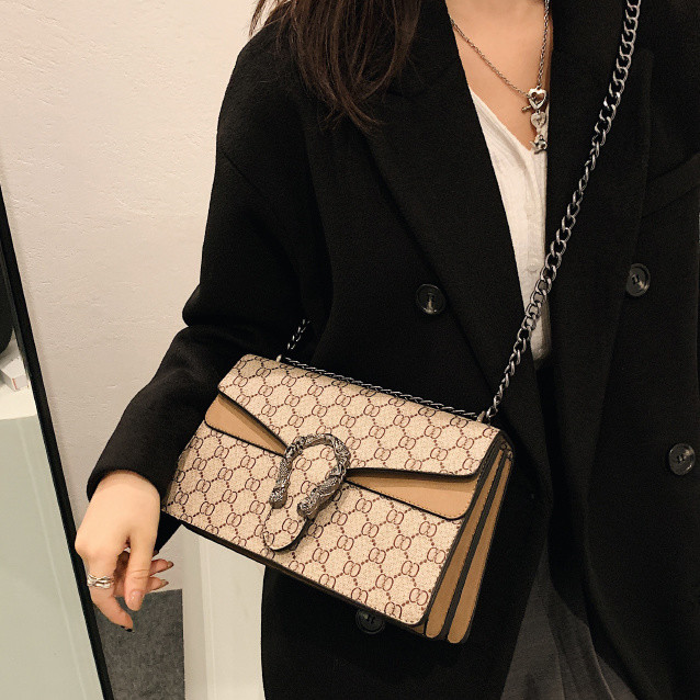Designer bag Fashion shoulder bag Chain crossbody bag Buckle crossbody bag Large small banquet bag Classic brown women's bag Spicy mom beauty bag