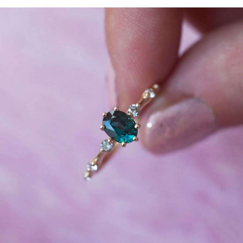 Natural Blue for Women from Sri Lanka, Diamond-Studded Light Luxury Ring, Colorful Versatile Band Ring