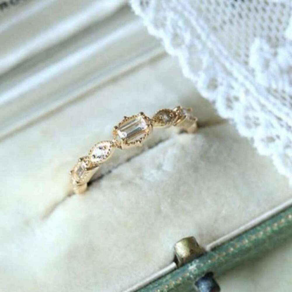 Japanese Style Light Luxury Versatile Rectangular Zircon Square Diamond Index Finger Ring Niche High-end Jewelry for Women