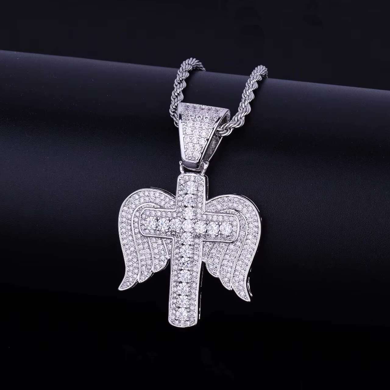 Luxury 18K Gold .925 Silver Christian Cross Pendant Angel Wings VVS Moissanite Diamond Jewelry Hip Hop Style Pendants Charms