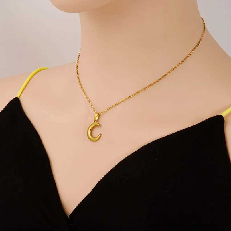 Stainless Steel Crescent Moon Pendant Necklaces For Women Men Accessories Chain On The Neck Necklace Fashion Waterproof Jewelry W250618
