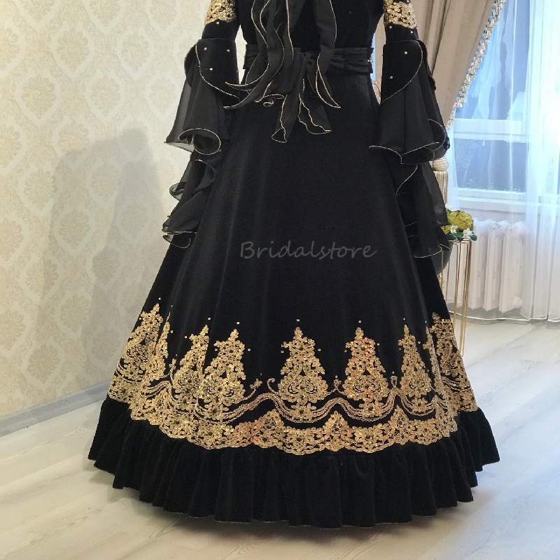Lavish Arabian Moroccan Wedding Dress 2025 Black And Gold Turkish Bride Dress Ottoman Dubai Long Sleeve Beaded Bridal Gown Vestio De Novia Middle East