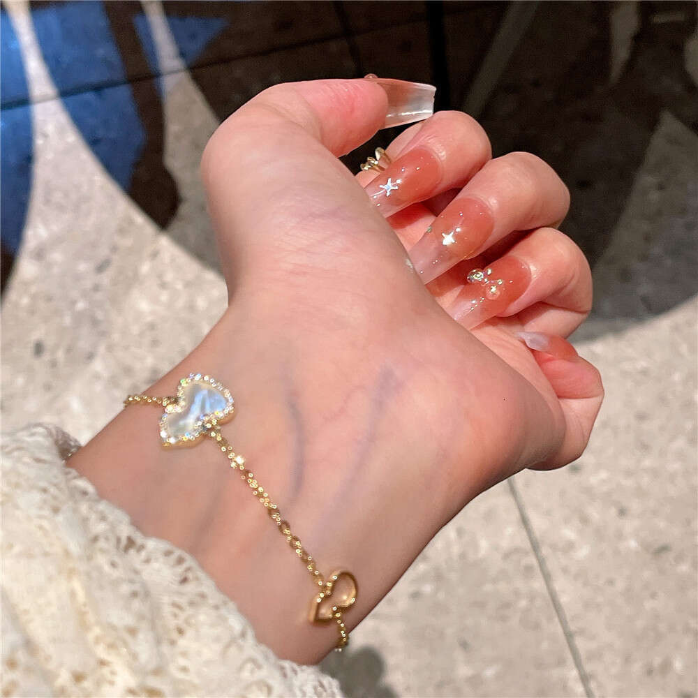 Gentle Style Mother-of-Pearl Elegant Wear Gourd 2023 New Gold Micro-Paved Zircon Bracelet Jewelry