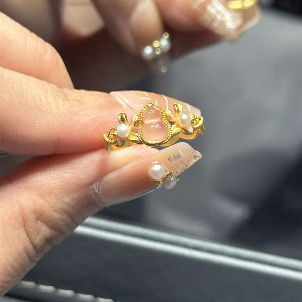 New Chinese Style Peach Cardamom Powder Gourd Women's Niche Design High-end Luxury Exquisite Versatile Fortune Purple Ring