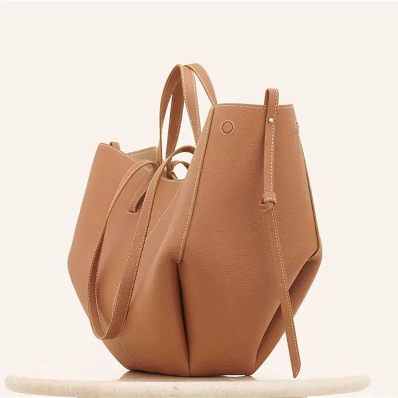 France Designer New Arrival Cyme bag Tote Brown Leather Crossbody Capacity Shoulder Strap French Minimalist Style Large Small Wings Bag
