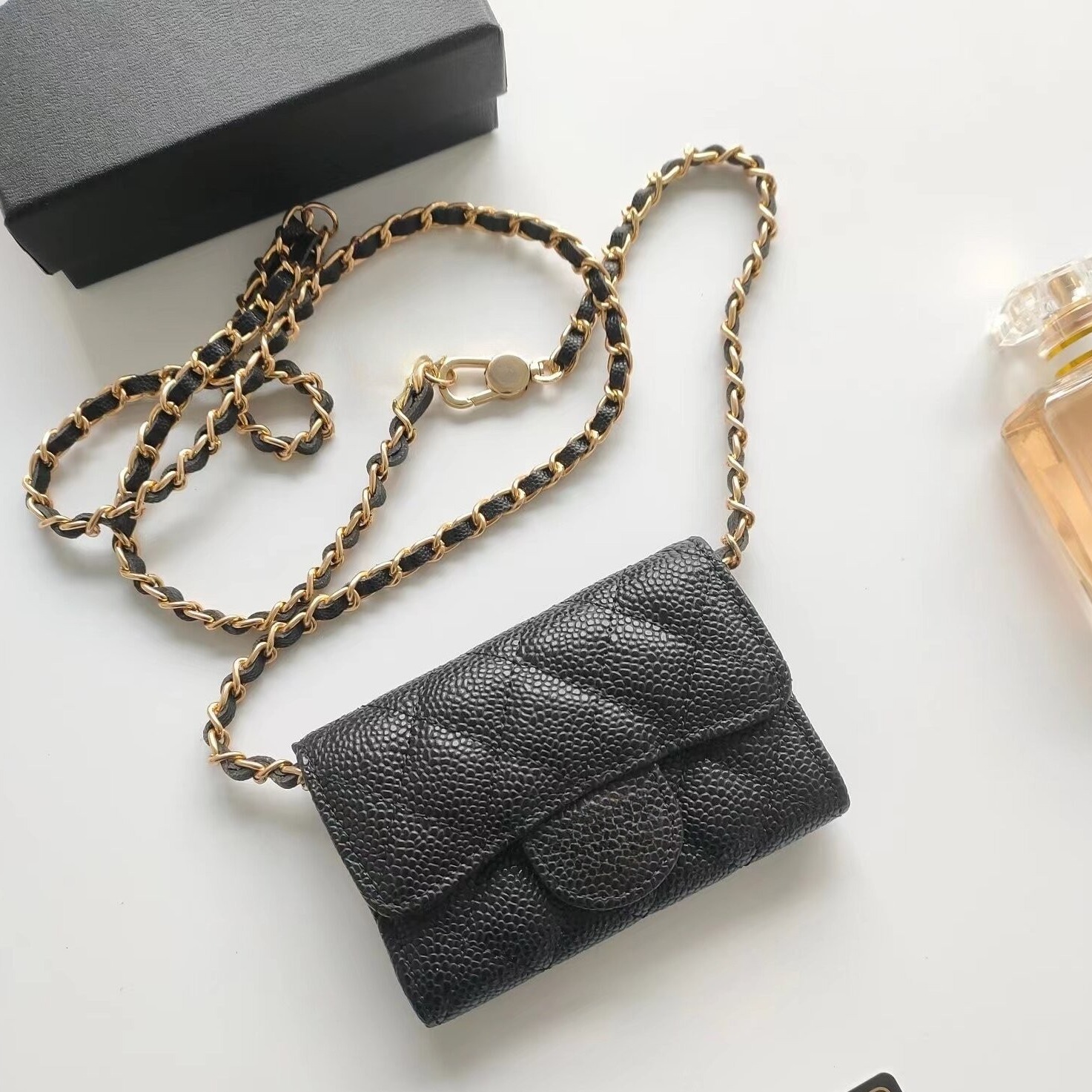 Luxury Designer Genuine Leather Mini Crossbody Bag with Chain Waist Strap Quilted Diamond Pattern Coin Pouch Accessory for Women High Quality Fashion
