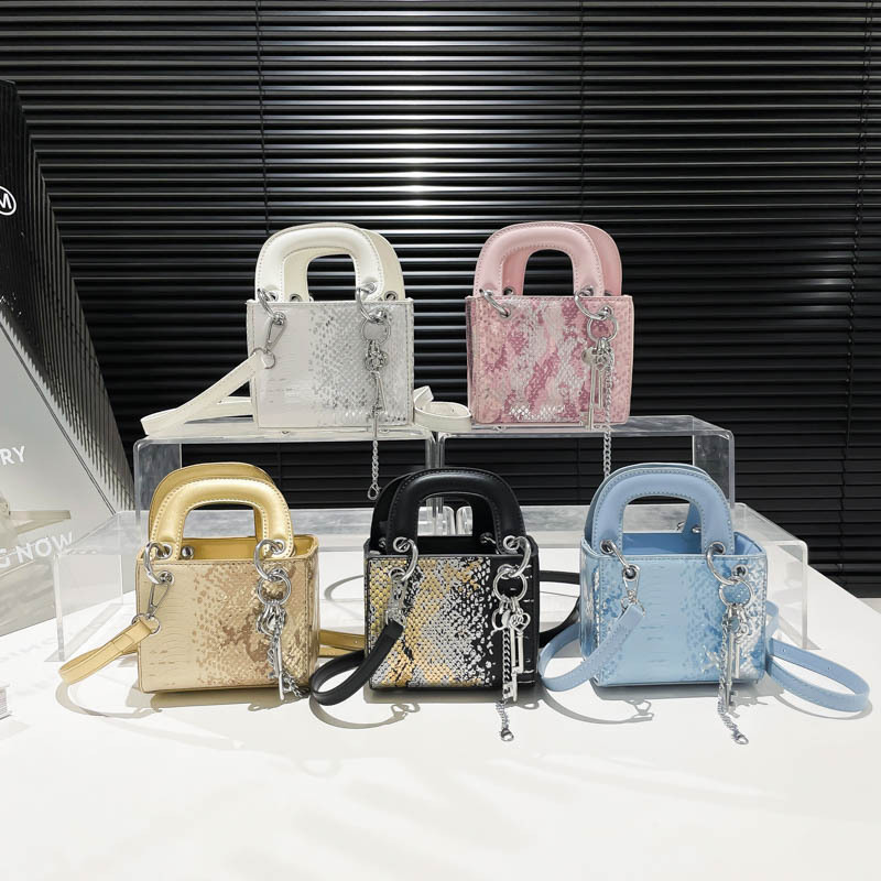 Free Shipping 2025 New Designer Bag High-end Retro Trend Fashion Gradient Diamond Women's Handbag Casual High-quality Shopping Bag